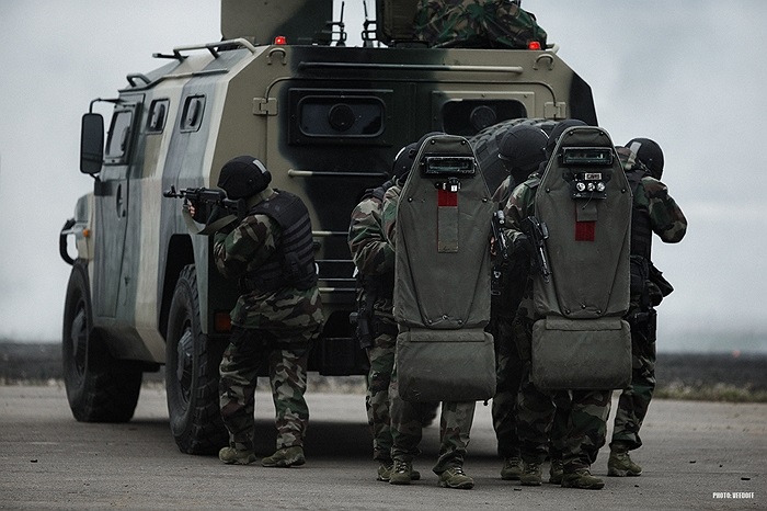 Lập đội hình tấn công mục tiêu