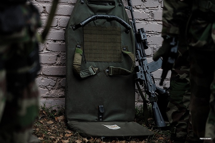 Khiên chống đạn của lực lượng chống khủng bố