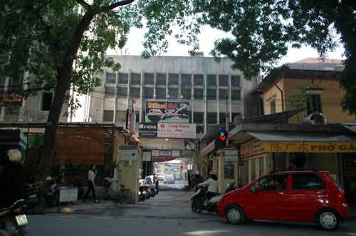 Nhiều khách đang ghé vào Zone 9.