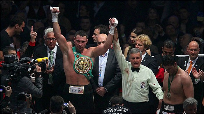 Còn người em Wladimir mới đây đã bảo vệ thành công ba đai vô địch quyền Anh thế giới