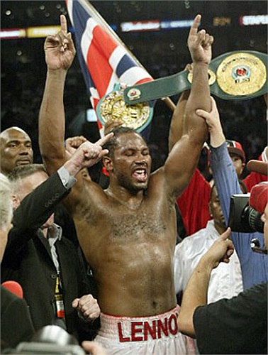 Anh từng thượng đài tổng cộng 44 lần, thắng 41 lần và chỉ thua có 2