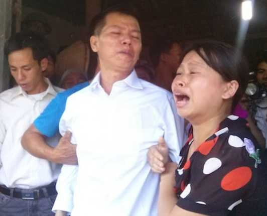 Án oan chấn động: Người chết, kẻ điên loạn