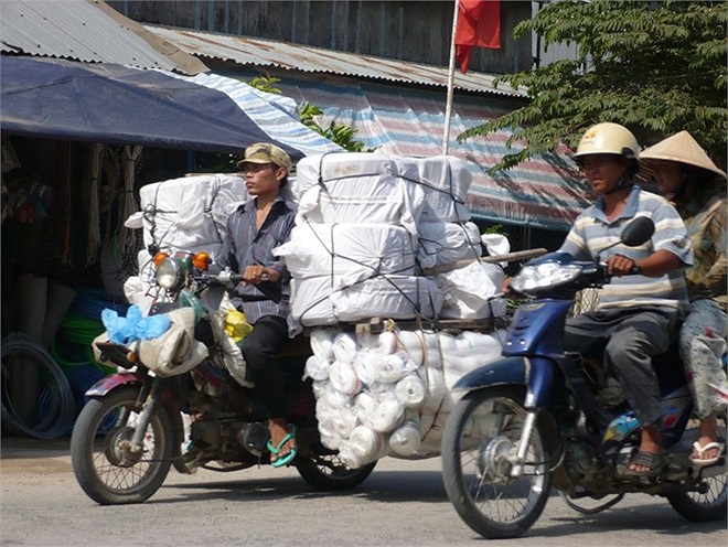 Những chiếc xe máy đã được xoáy nòng có thể chở 1.000kg hàng hóa.
