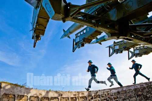 tên lửa, bắn đạn thật, mắt lửa, quân chủng phòng không không quân, hà nội - điện biên phủ trên không, vùng trời tổ quốc