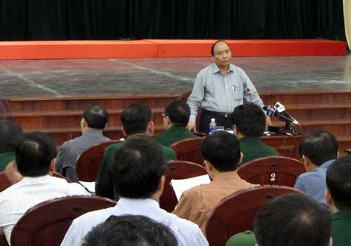 "Nếu để dân chết vì lơ là chủ quan là trách nhiệm thuộc về chúng ta", Phó Thủ tướng Nguyễn Xuân Phúc nhấn mạnh