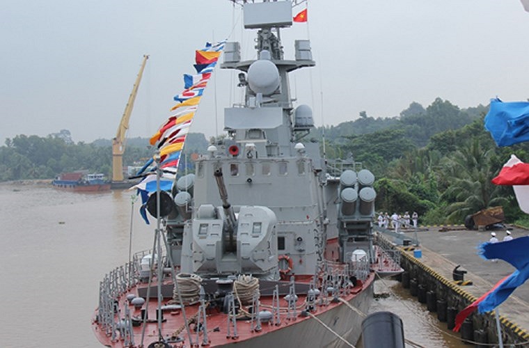 Đó là những nhận xét của Tổng biên tập tờ Tổng quan quân sự độc lập Victor Litovkin về tàu hộ tống tên lửa Project 12418 Molniya được Nga xuất khẩu cho Việt Nam. Ảnh: NLĐ