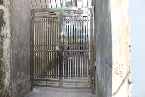 Hàng xóm bàng hoàng nghe tin bác sĩ ném xác phi tang