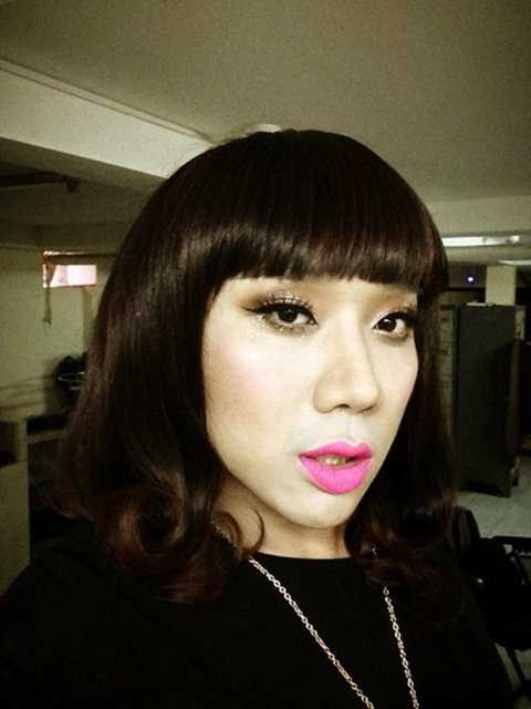 Trấn Thành giả gái