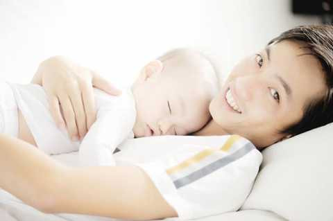 Cường Đô la khoe ảnh Subeo lúc nhỏ