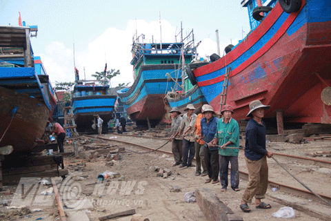 Đà Nẵng, âu thuyền, ngư dân, lên đà, sửa chữa, vươn biển, bão dữ