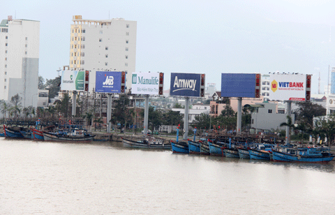Đà Nẵng, miền Trung, ngư dân, bão số 12, tàu thuyền, tránh trú