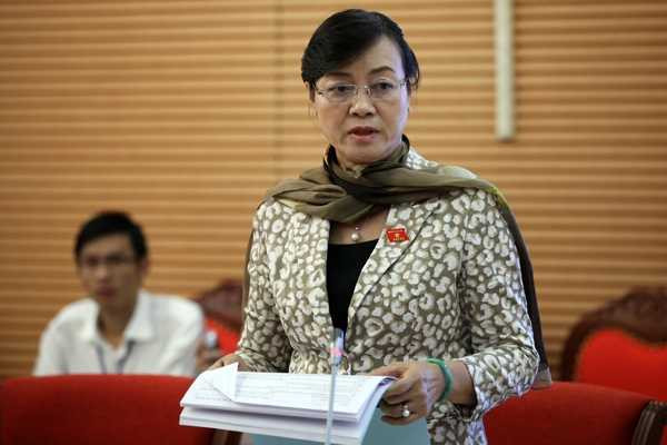 Phó Bí thư Thành ủy, Chủ tịch HĐND TP.HCM Nguyễn Thị Quyết Tâm: Chúng ta chi một triệu, một tỷ đồng thấy nhẹ nhàng, trong khi người dân gò lưng ra làm từng đồng để đóng góp vào ngân sách