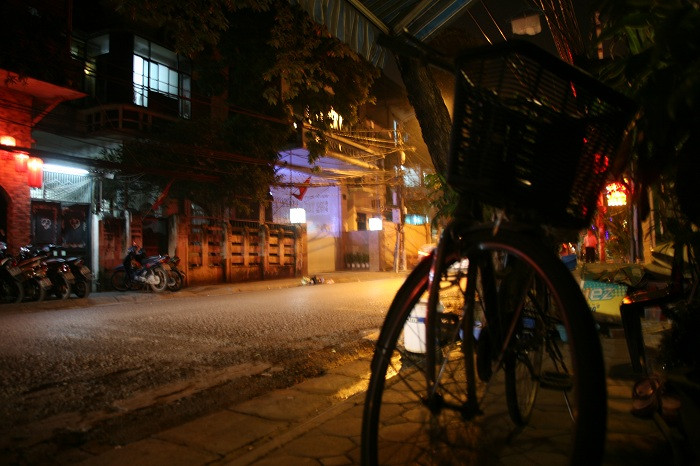 Để tang Đại tướng, Hà Nội đêm qua u tịch lạ thường