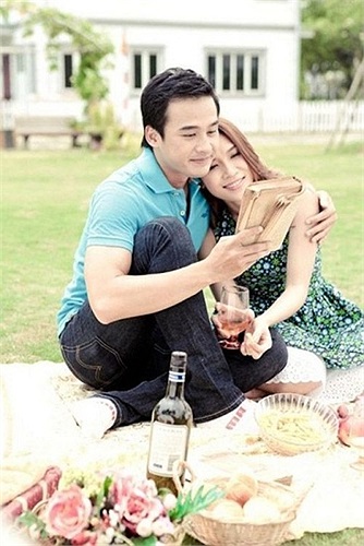 Năm 2012, MV 'Chuyện như chưa bắt đầu' là video nhạc ăn khách nhất với triệu lượt xem. Câu chuyện tình buồn giữa Mỹ Tâm và Lương Thế Thành đã lấy đi nhiều nước mắt của khán giả.