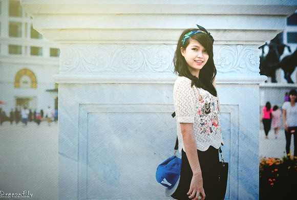 Không chỉ có đôi tay khéo léo thể hiện các tác phẩm, Minh Đức còn rất yêu thích kinh doanh ngay còn khi ngồi trên ghế giảng đường.