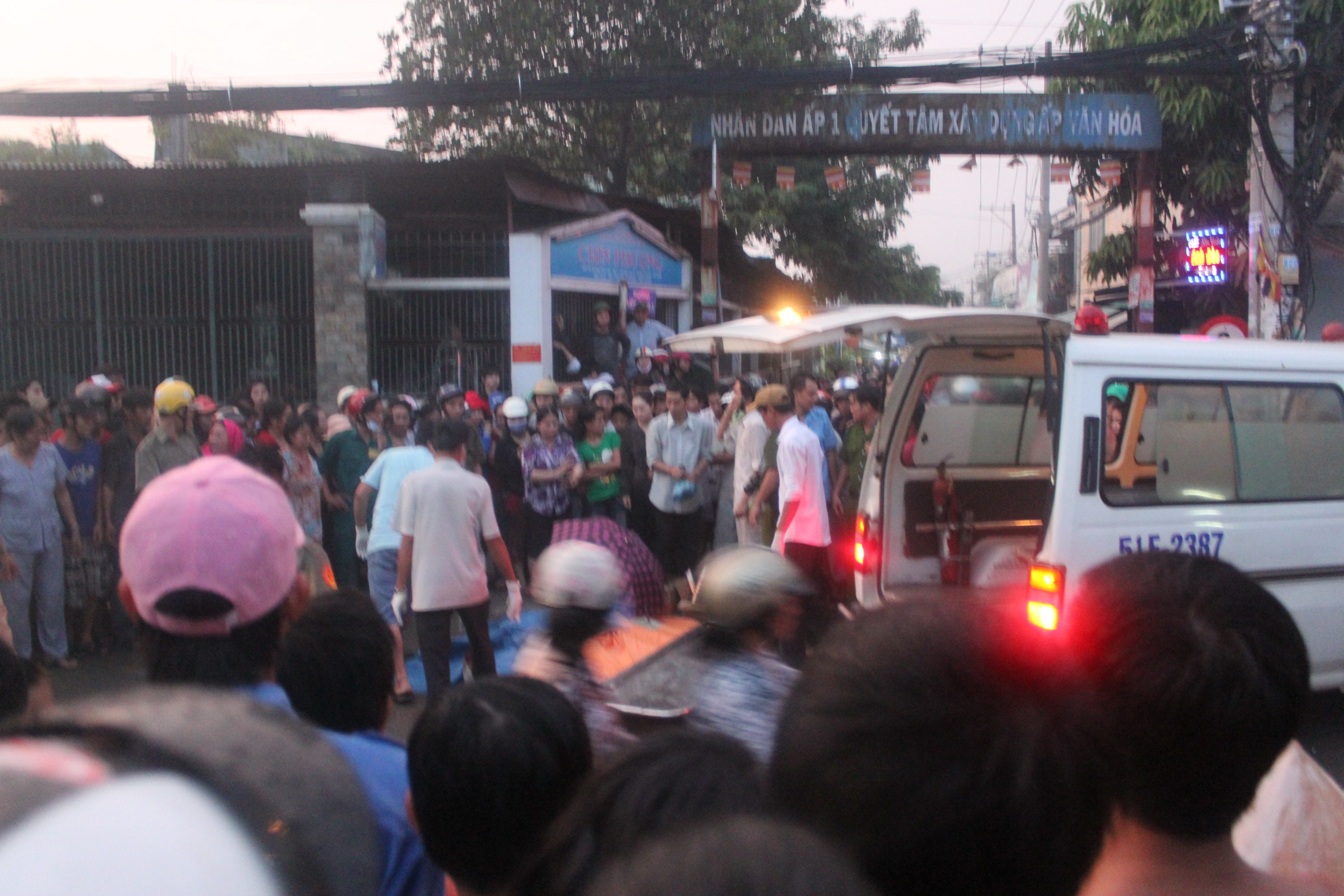 TP.HCM, Vĩnh Lộc, Bình Chánh, tai nạn, liên hoàn, xe máy, cướp, tử vong