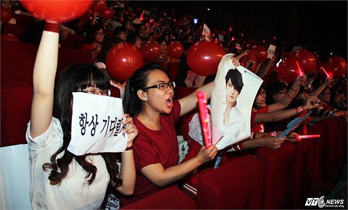 Niềm sung sướng của các fan JYJ