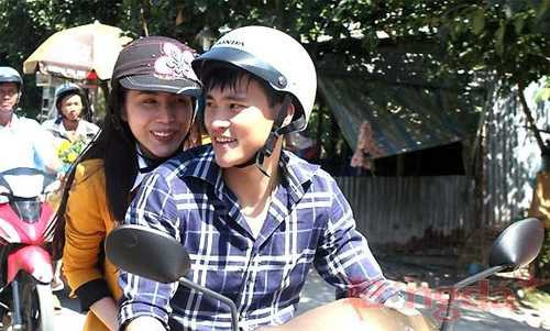 Thủy Tiên – Công Vinh