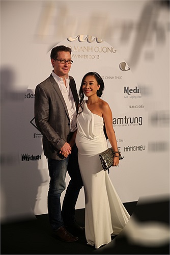 Vợ chồng ca sỹ Đoan Trang