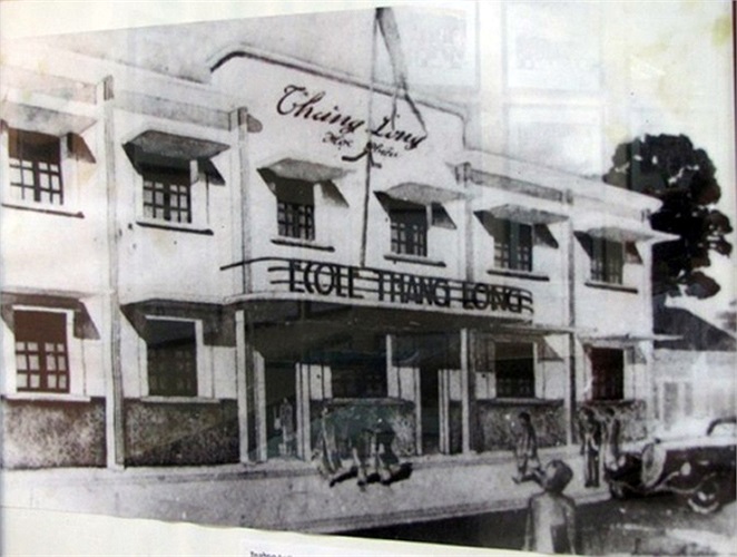 Hình ảnh của vị tướng 'võ - văn song toàn' còn ghi dấu ấn rõ nét trong ký ức người dân Việt Nam với tư cách là nhà giáo dục - thầy giáo dạy Lịch sử nổi tiếng trường tiểu học Thăng Long