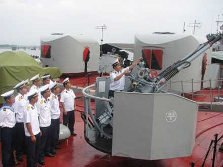  Tàu HQ-11 huấn luyện sẵn sàng chiến đấu. Ảnh: Trần Mạnh Tuấn.