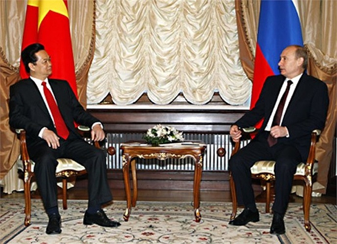 Tháng 12/2009, ông Putin đã có cuộc hội đàm với Thủ tướng Nguyễn Tấn Dũng tại Nga. Cuộc hội đàm của hai Thủ tướng rất thành công, trên tinh thần đối tác chiến lược, quan hệ hữu nghị truyền thống anh em, tin cậy rất cao. Ảnh: Chinhphu.vn