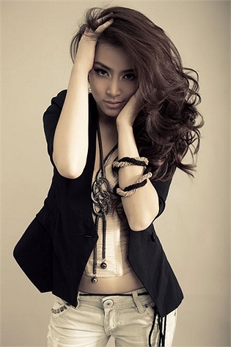 Nhưng Hoàng Thùy Linh đã mạnh mẽ trở lại.