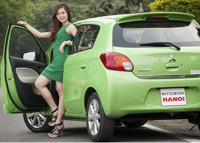 Mirage tại Việt Nam được nhập khẩu nguyên chiếc từ Thái Lan với 2 phiên bản, số sàn 5 cấp có giá bán 440 triệu đồng, phiên bản sử dụng hộp số vô cấp CVT có giá bán 510 triệu đồng (đã bao gồm VAT 10%). 