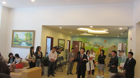 Khai trương phòng khám quốc tế Vinmec - Royal City