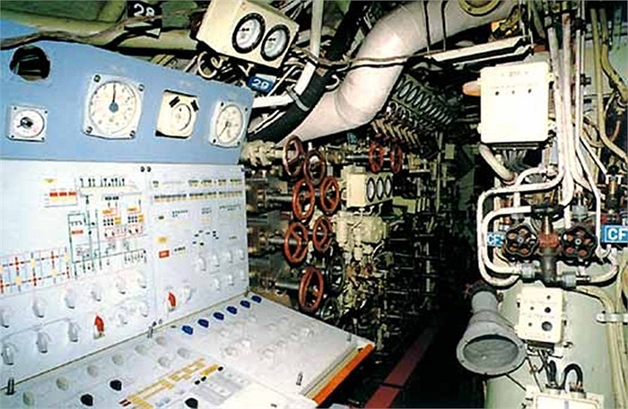 Kilo là lớp tàu ngầm được thiết kế với nhiệm vụ săn tàu ngầm, tàu chiến, tuần tra và trinh sát đối phương