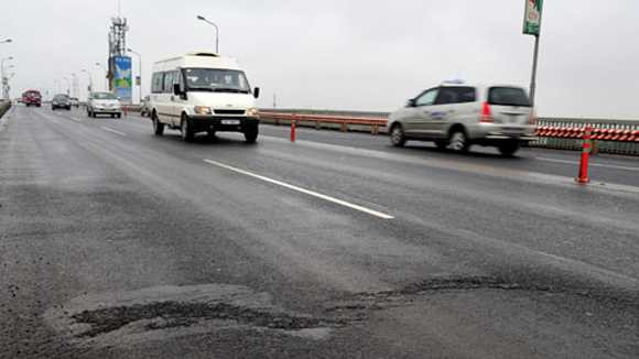 Sáng mai (12/11), lãnh đạo Bộ Giao thông vận tải sẽ thông tin về thực trạng, các giải pháp tháo gỡ vướng mắc cho các công trình giao thông trọng điểm quốc gia (Ảnh minh họa: Internet)