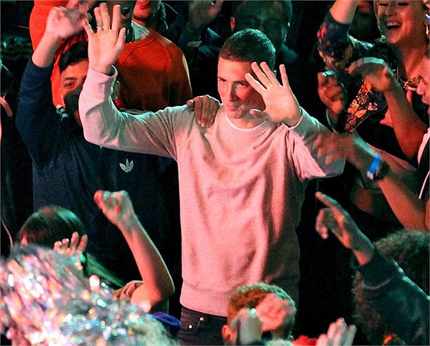 Rồi vỡ òa sung sướng