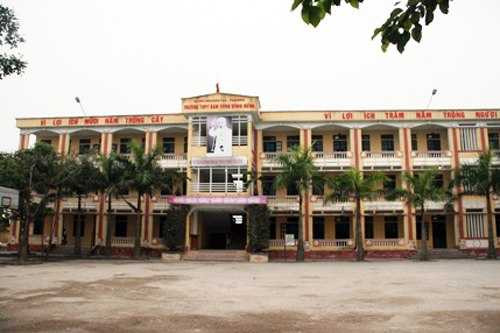 Trường THPT Đông Quan, nơi tiếp nhận toàn bộ HS Trường tư thục Đông Hưng