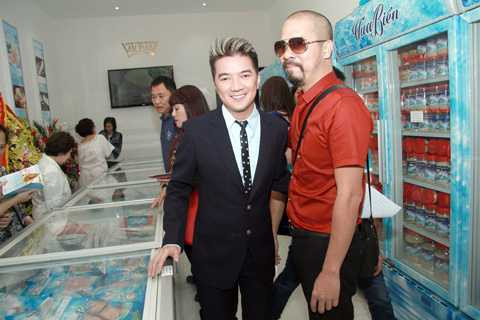 Mr Đàm khai trương Vua Biển