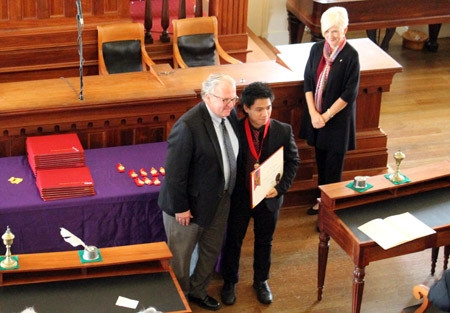 Nam sinh Việt nhận giải tôn vinh tại Mỹ