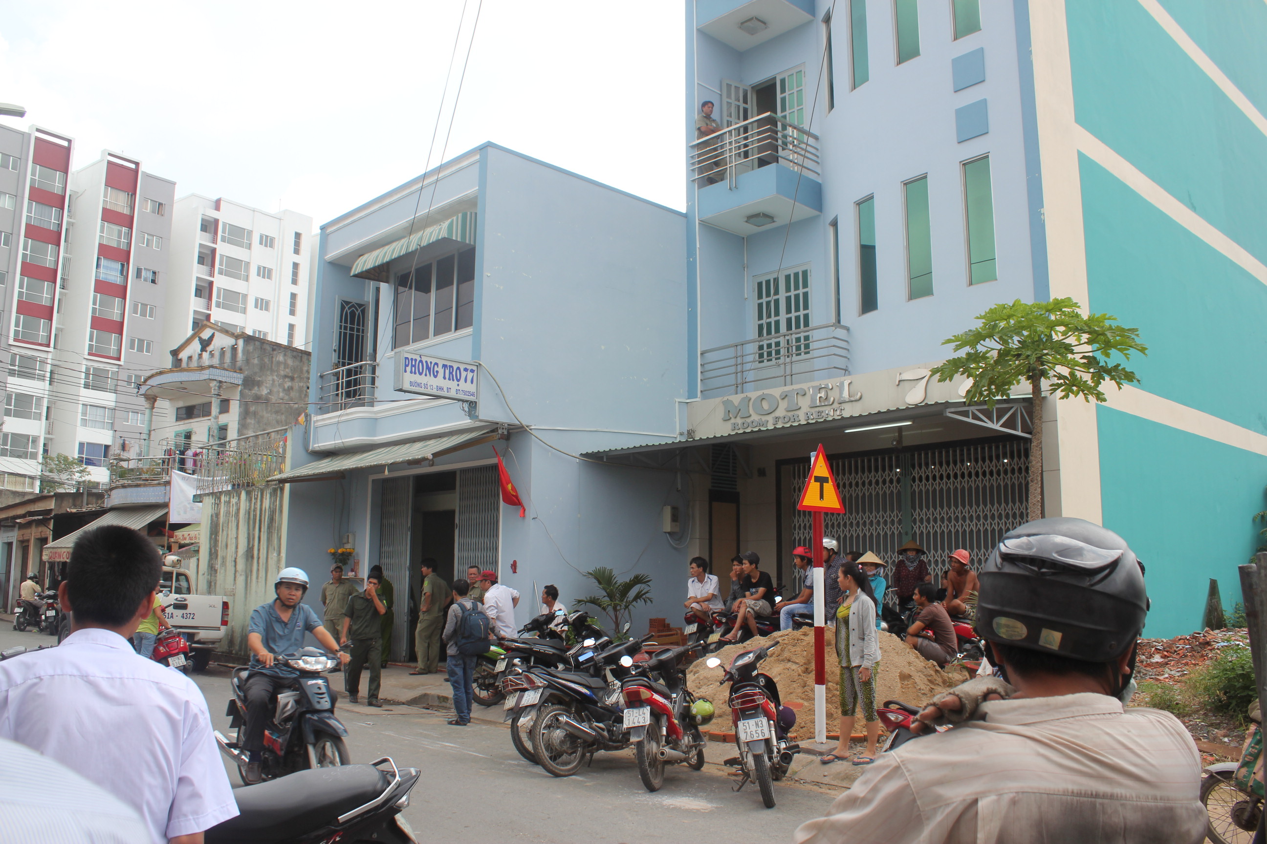 TP.HCM, án mạng, nhà nghĩ, Bình Hưng Hòa, quận Bình Tân, nam thanh niên, nhiều vết đâm