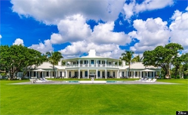 Trước đó, năm 2005, họ cũng đã chi khoảng 12,5 triệu USD mua lại các khu đất bên cạnh ngôi biệt thự này. 