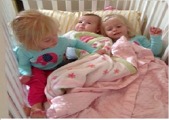 Bé trai tên Joel Brandon, tên thân mật là J.J, chào đời vào tháng 5 bằng phương pháp sinh mổ tại Bệnh viện Timpanogos Regional. Trọng lượng của bé nặng hơn 2,7 kg so với tổng trọng lượng khi chào đời của 2 cô chị.