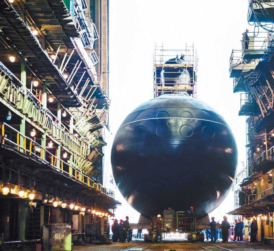 tàu ngầm hà nội