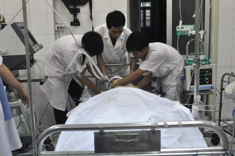 Các nạn nhân vụ nổ pháo hoa đang được điều trị tích cực