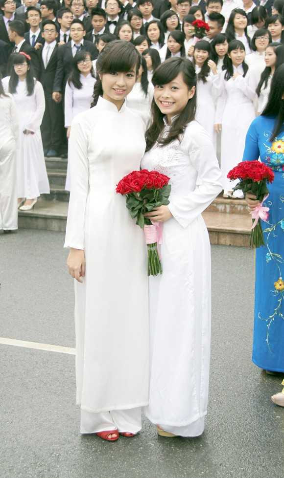 Cô gái học giỏi, giành 3 HCV Dancesport