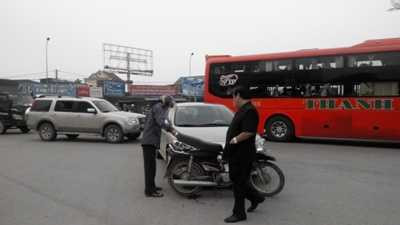 Phó Giám đốc Sở, đứng nhìn, thờ ơ, tai nạn giao thông, hà tĩnh, bức xúc