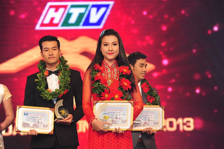 Vũ Ngọc Hoàng Oanh có lẽ là thí sinh nhận được nhiều giải thưởng nhất trong lịch sử 10 năm qua của cuộc thi Người dẫn Chương trình. 