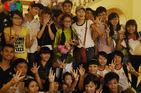 Điều này khiến nhiều người nhớ tới sự xuất hiện của Bảo Anh The Voice trong một bộ phim vào năm ngoái, khi cái tên của cô còn nóng sau cuộc thi.