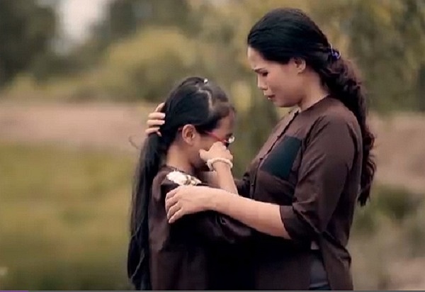 Không có chiến dịch quảng bá nào nhưng với 'sức nóng' của Phương Mỹ Chi, MV này đã lập tức thu hút sự quan tâm của khán giả. 