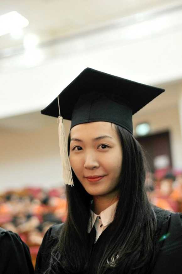 Á hậu Thùy Trang