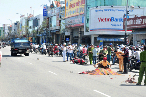 Đà Nẵng, tai nạn giao thông, kinh hoàng, xe tải, chết tại chỗ, tử vong