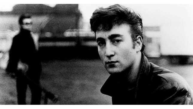 John Lennon còn trẻ