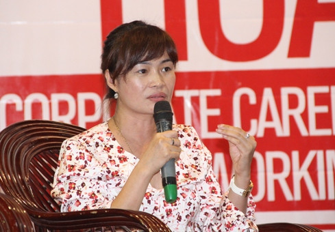 Bà Mai Trang Thanh (Tổng giám đốc Honeywell Việt Nam) cho rằng nhiều sinh viên giỏi, thủ khoa các trường đại học đang đánh giá sai về bản thân