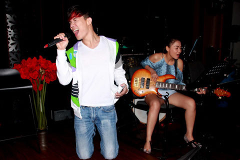 Thu Minh va Nathan Lee